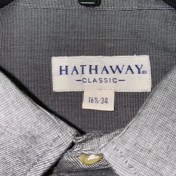 Hathaway Classic size 16 1/2 - 34 Men's - Picture 2 of 4